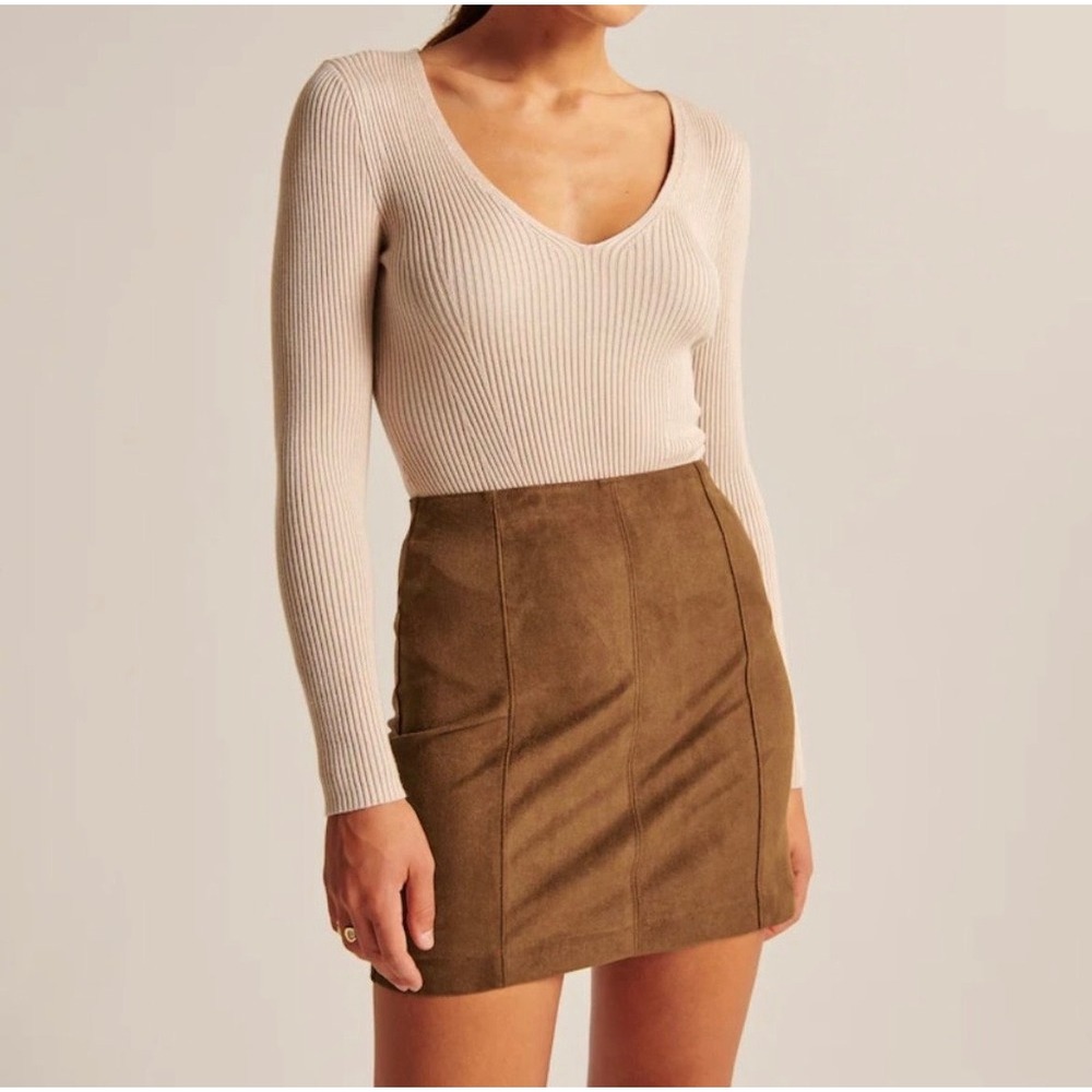 Abercrombie & Fitch Vegan Suede Brown Mini Skirt Minimalist Western Womens Small